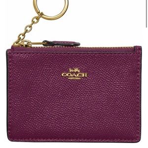 Coach logo leather mini skinny ID case in Maroon wallet